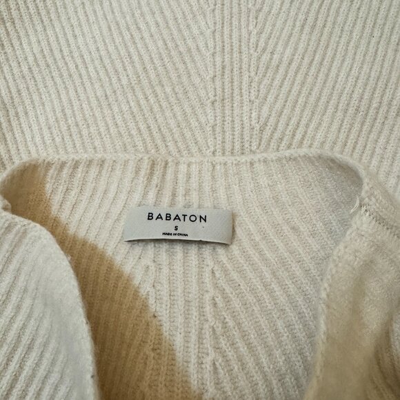 ✨ Aritzia Ribbed Mock Neck Sweater ✨ - Picture 3 of 3